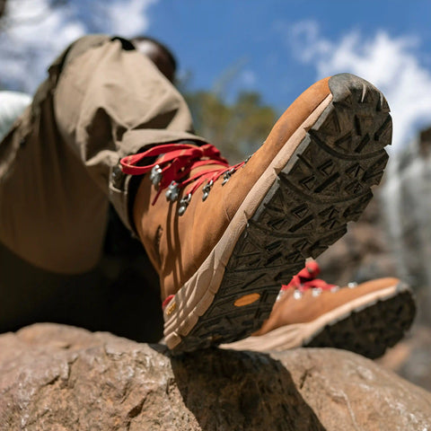 Mountain 600 Leaf GTX Grizzly Brown/Rhodo Red