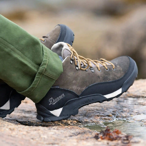 Panorama Low 4" Black Olive