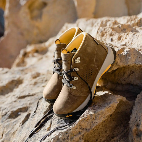 Inquire Chukka Kangaroo Brown/Coffee Bean